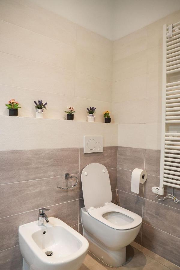 Borgo House Apartment Borgonuovo  ภายนอก รูปภาพ